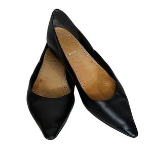 Leather flats with Tacco leather insoles Goodyear soles size 6